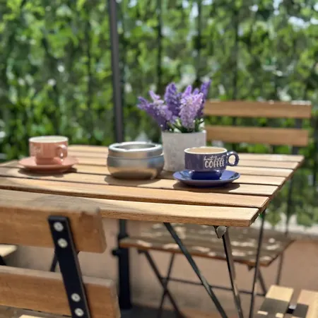 Apartmán Artistic For 4 Guests In *