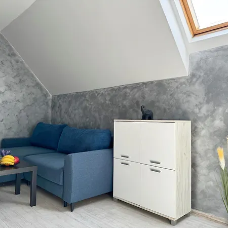 Artistic For 4 Guests In Apartmán