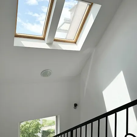 Artistic For 4 Guests In Apartmán Burgas City