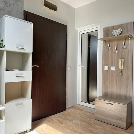 Artistic For 4 Guests In