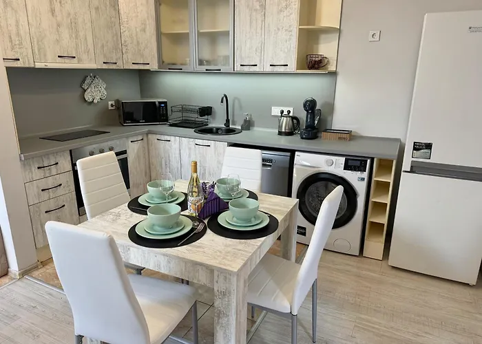 Artistic For 4 Guests In Apartment