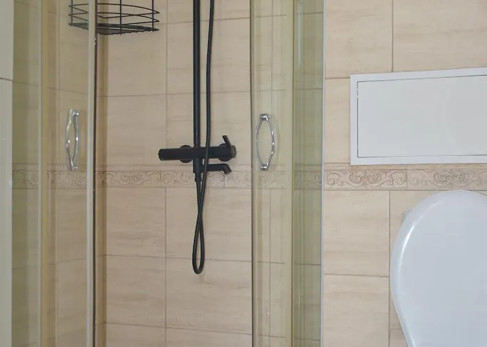 Apartment Artistic For 4 Guests In