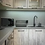 Artistic For 4 Guests In شقة *