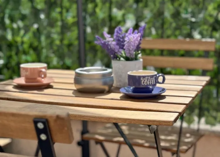 شقة Artistic For 4 Guests In *