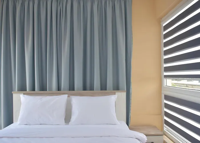 Artistic For 4 Guests In *